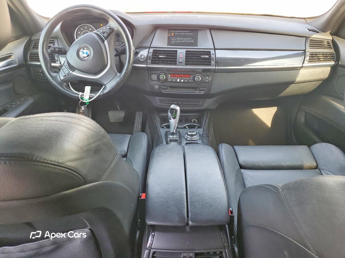 BMW X5 2011