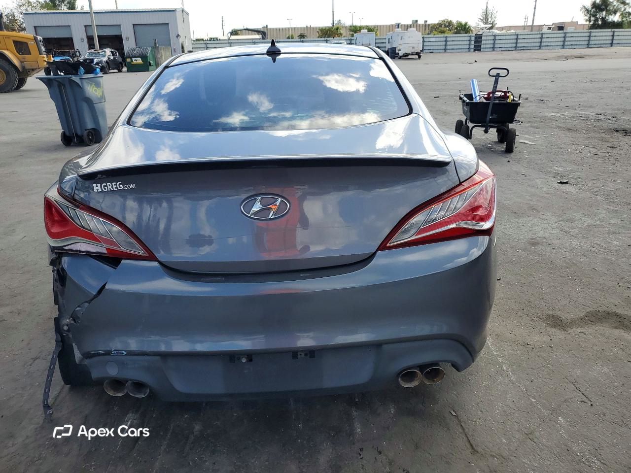 Hyundai Genesis 2015