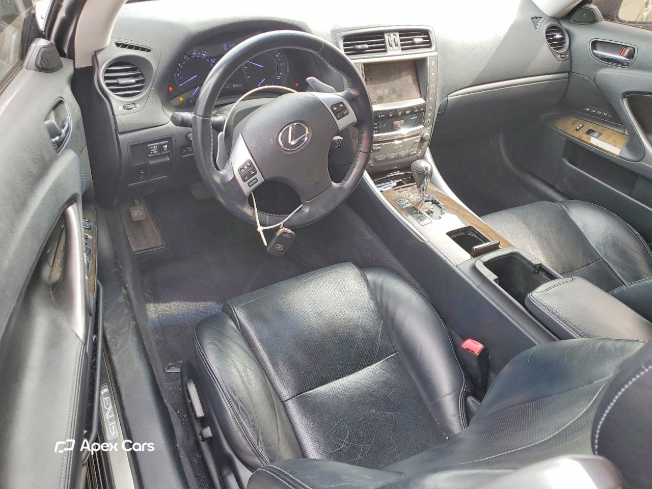 Lexus IS 2011