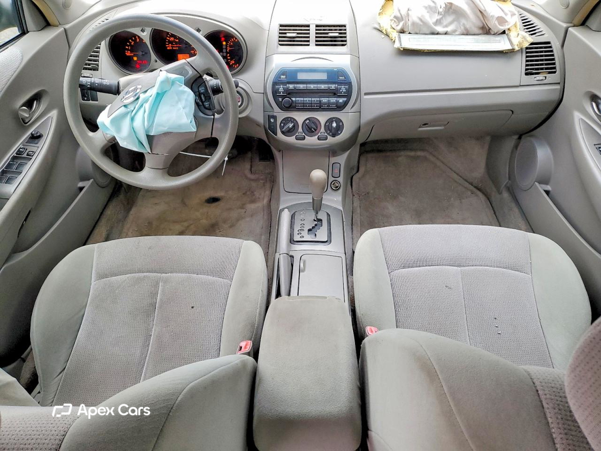 Nissan Altima 2003