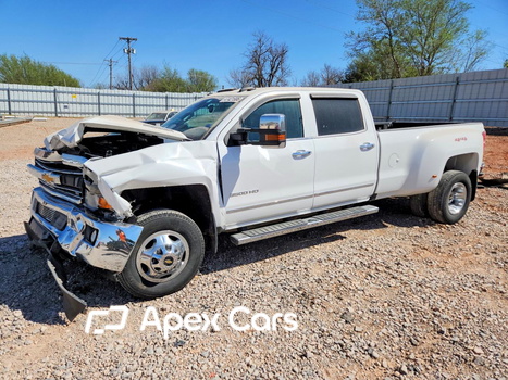 Chevrolet Silverado 2015 - Image 1 of 13