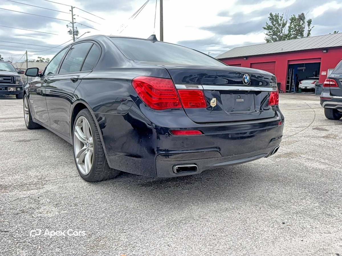 BMW Series 7 2011