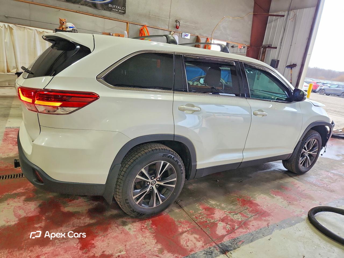 Toyota Highlander 2019