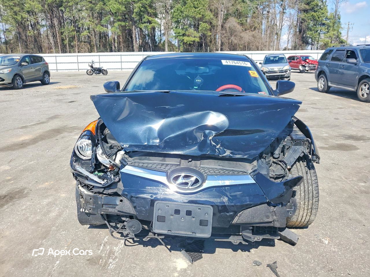 Hyundai Veloster 2013