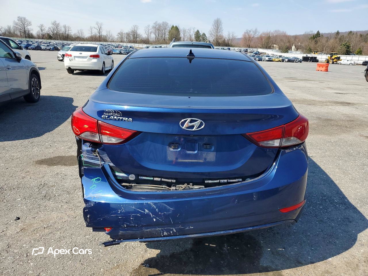 Hyundai Elantra 2016