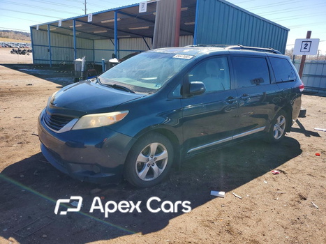 Toyota Sienna 2012 - Image 1 of 13