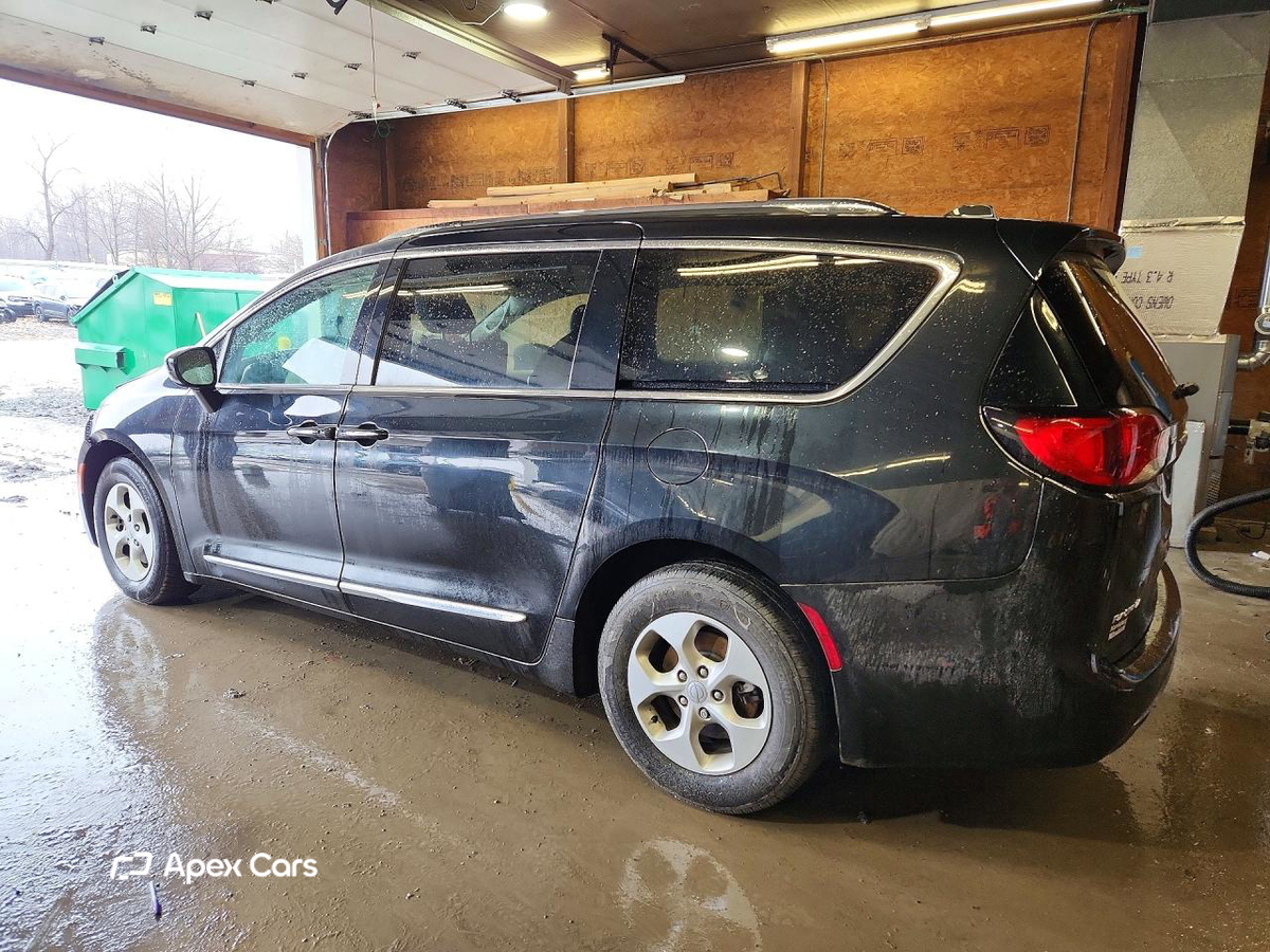 Chrysler Pacifica 2017