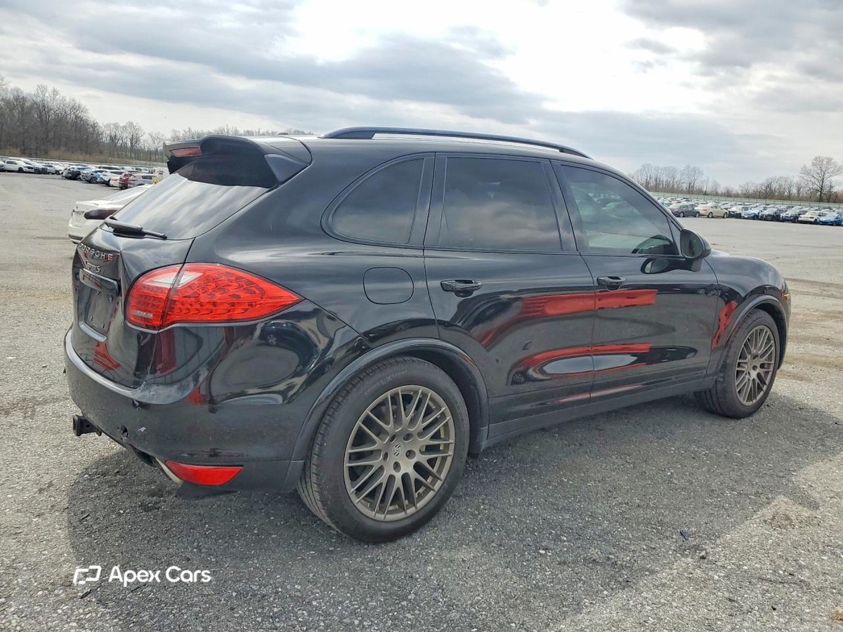 Porsche Cayenne 2014