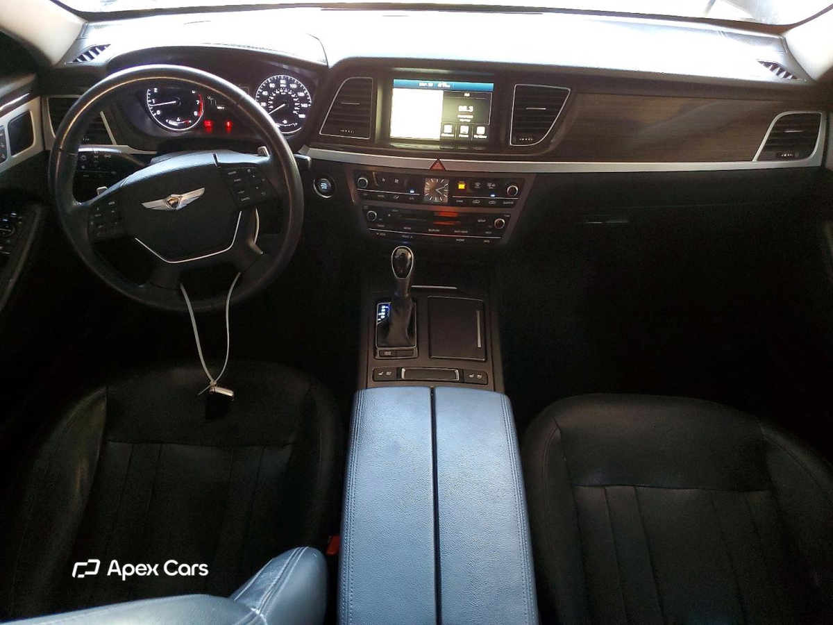 Hyundai Genesis 2015