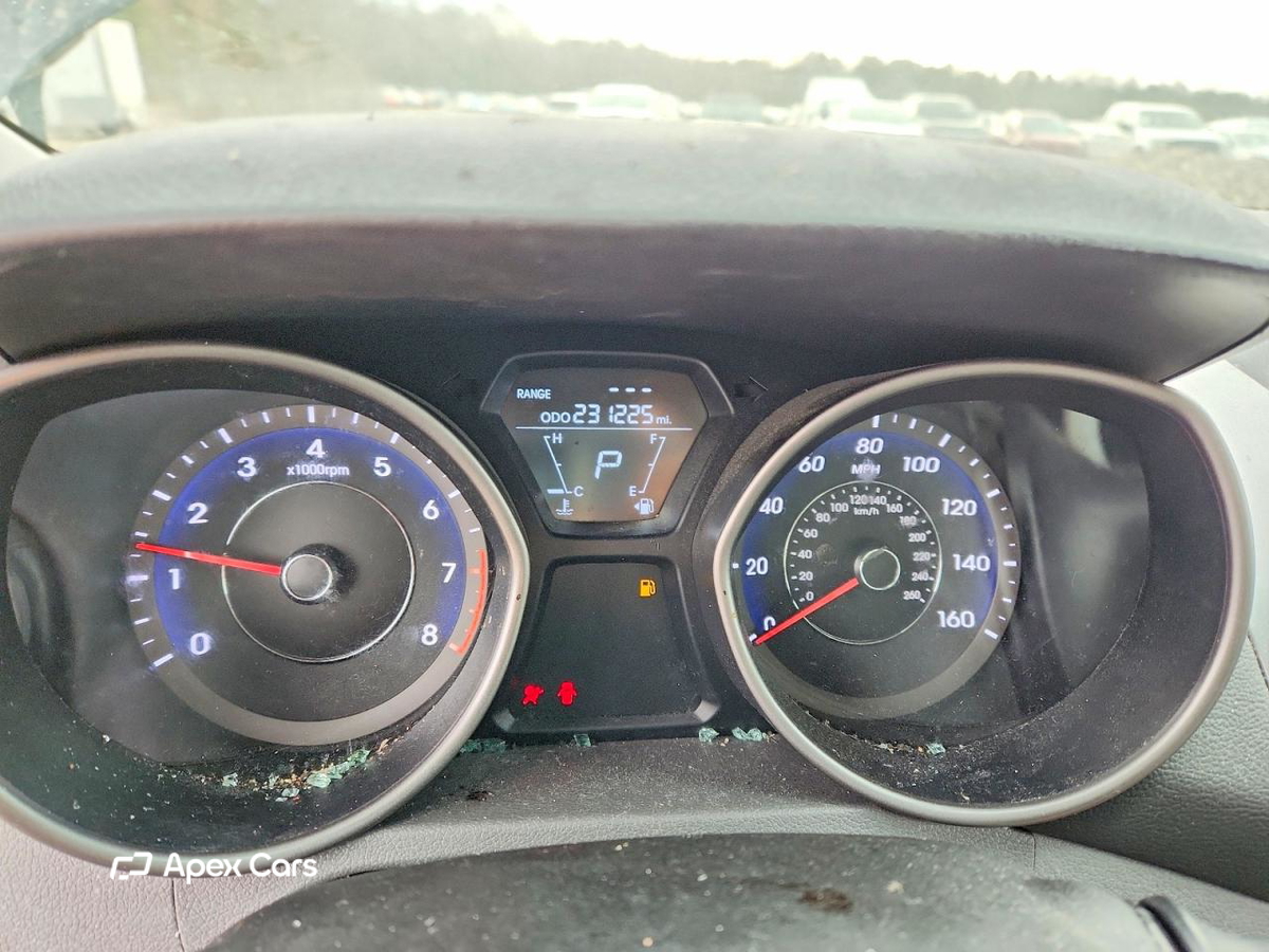 Hyundai Elantra 2013