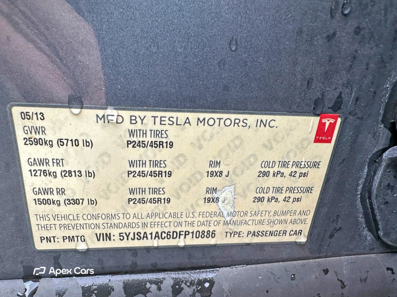 Tesla Model S 2013