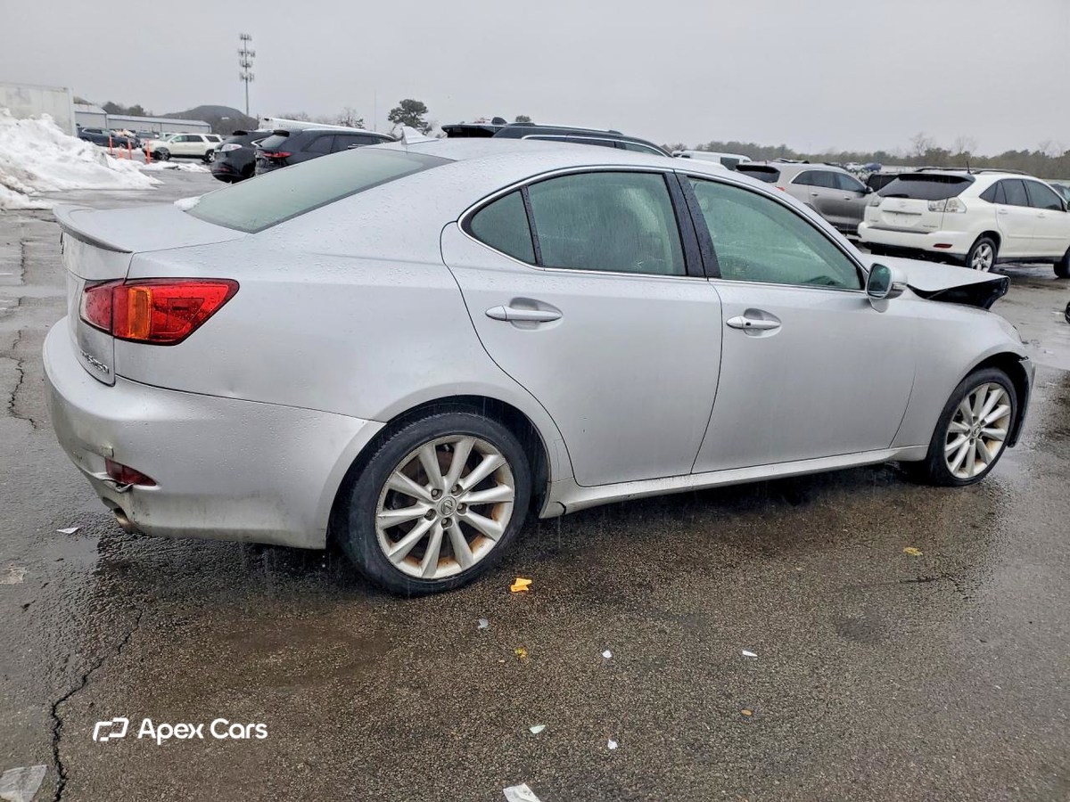 Lexus IS 2010