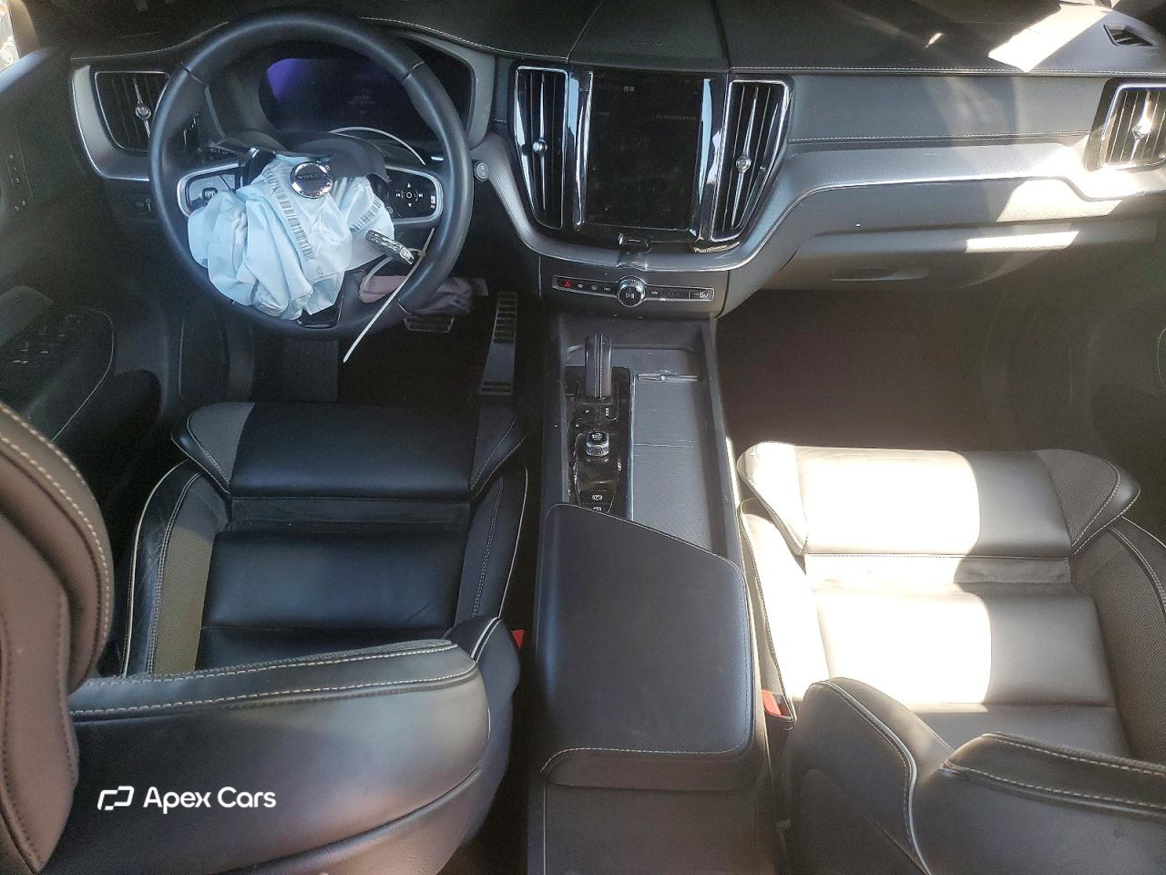 Volvo XC60 2022