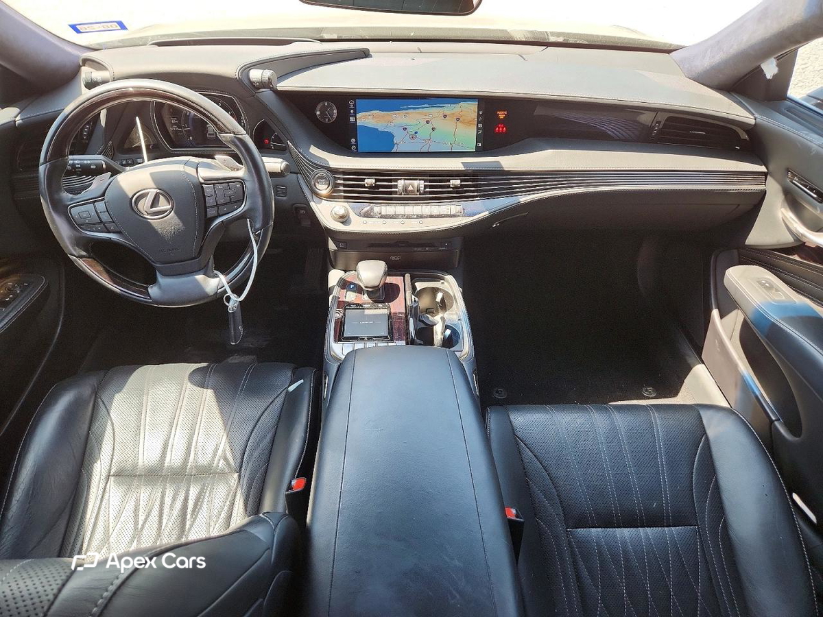 Lexus LS 2020