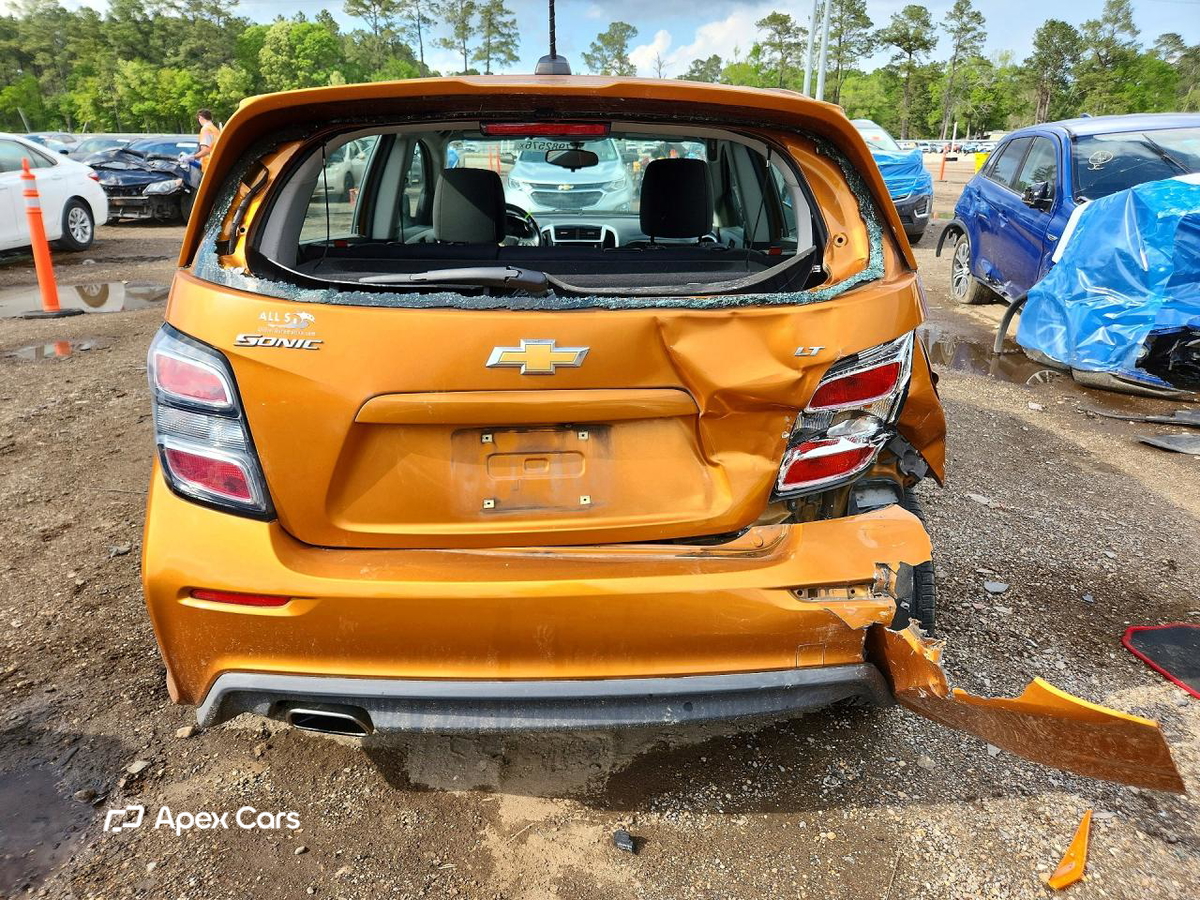 Chevrolet Sonic 2017