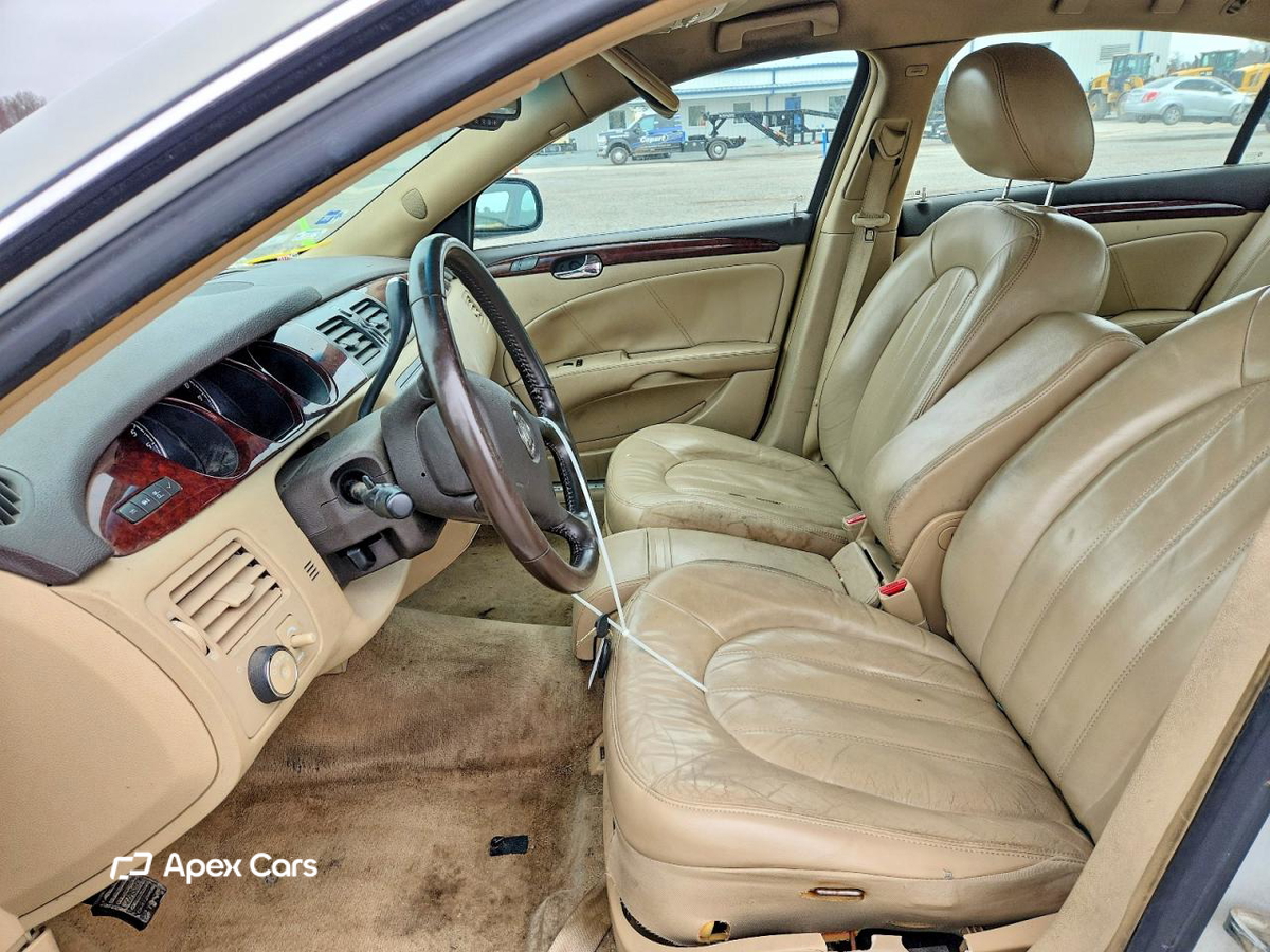 Buick Lucerne 2010