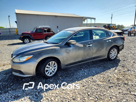 Nissan Altima 2018 - Image 1 of 14