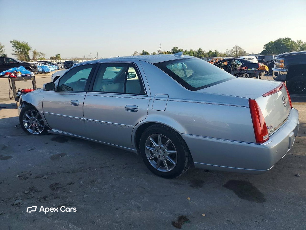 Cadillac DTS 2010