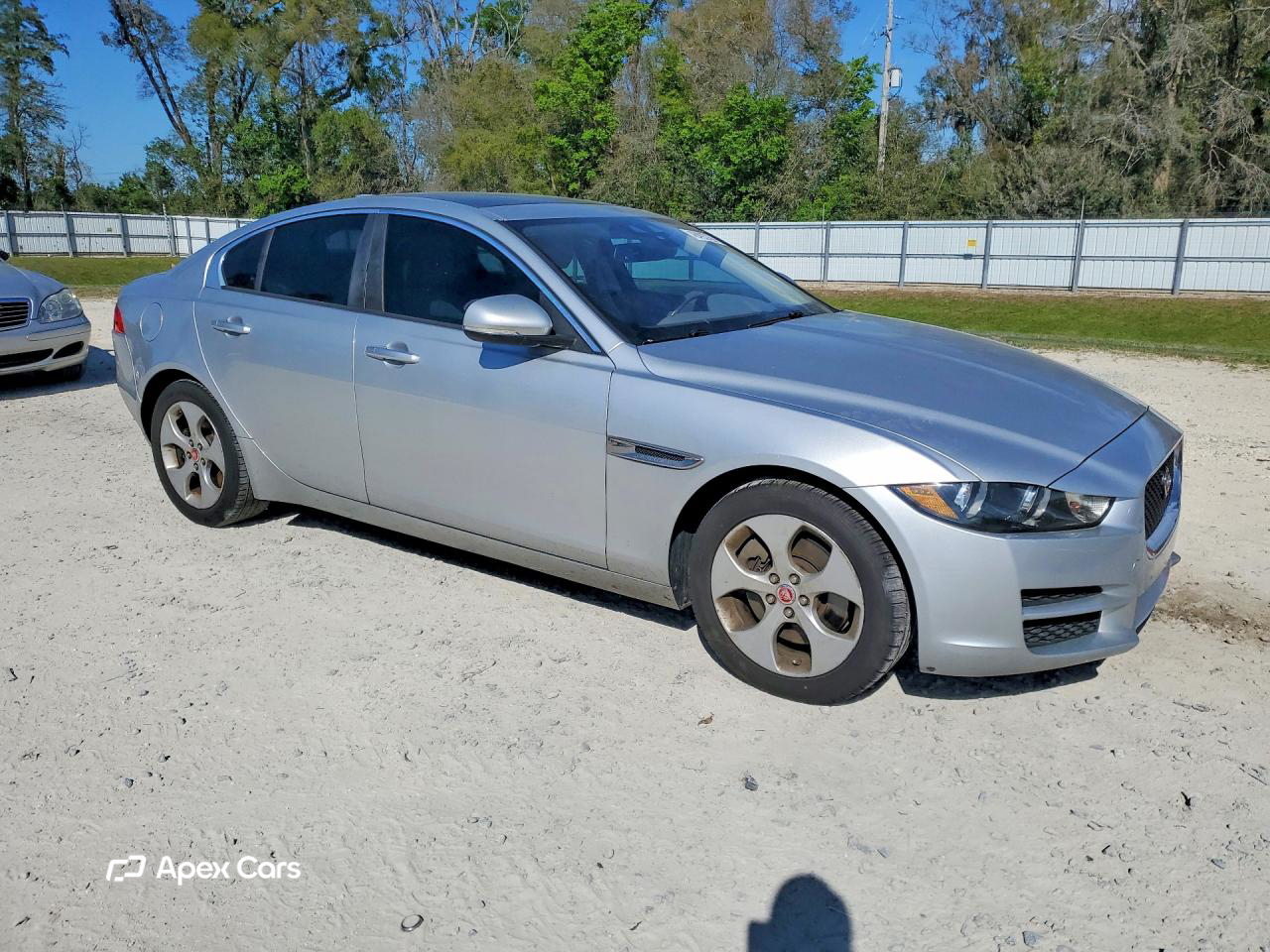 Jaguar XE 2017