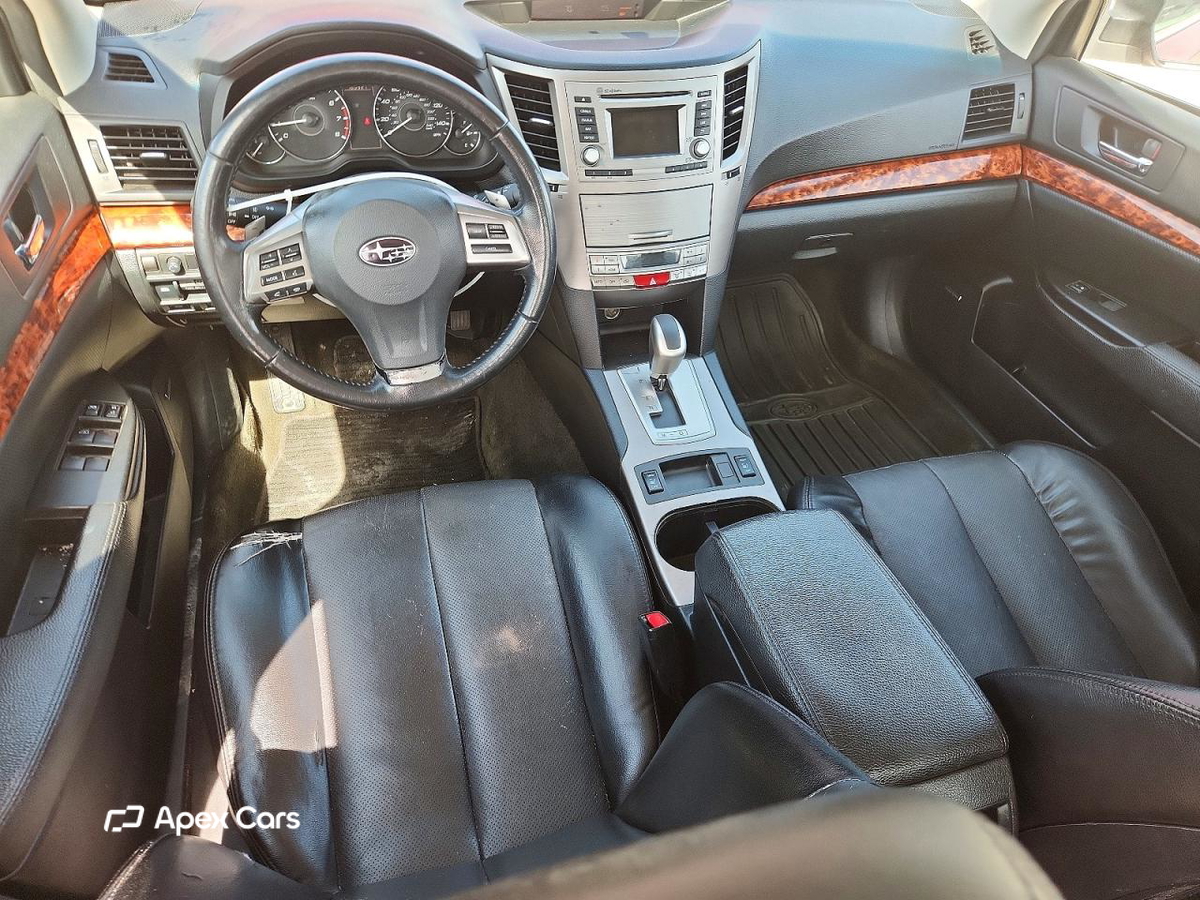 Subaru Legacy 2012