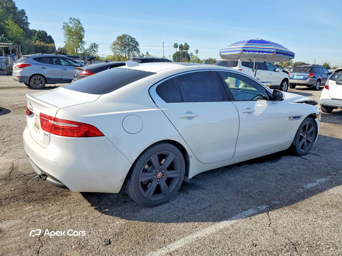 Jaguar XE 2017