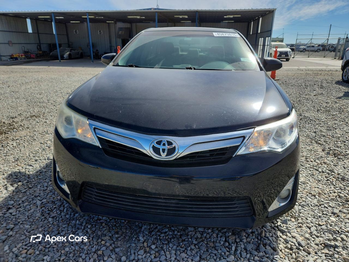 Toyota Camry 2013