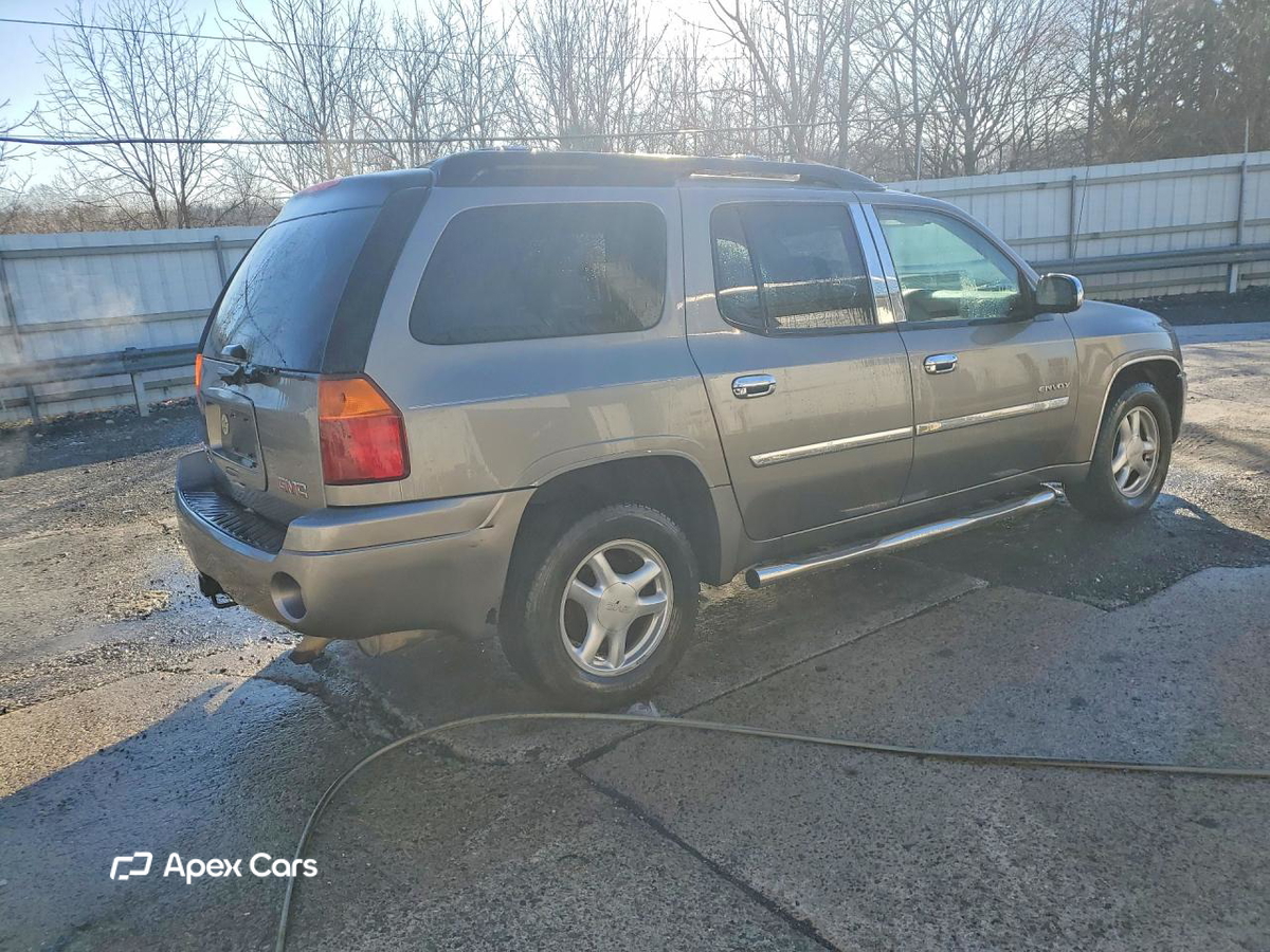 GMC Envoy 2006