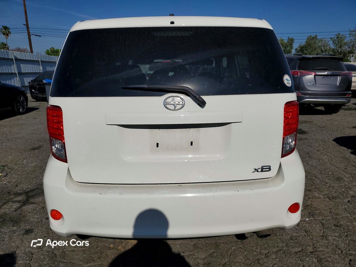 Scion xB 2012