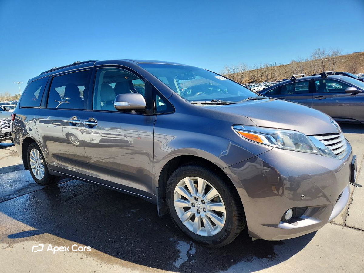 Toyota Sienna 2015