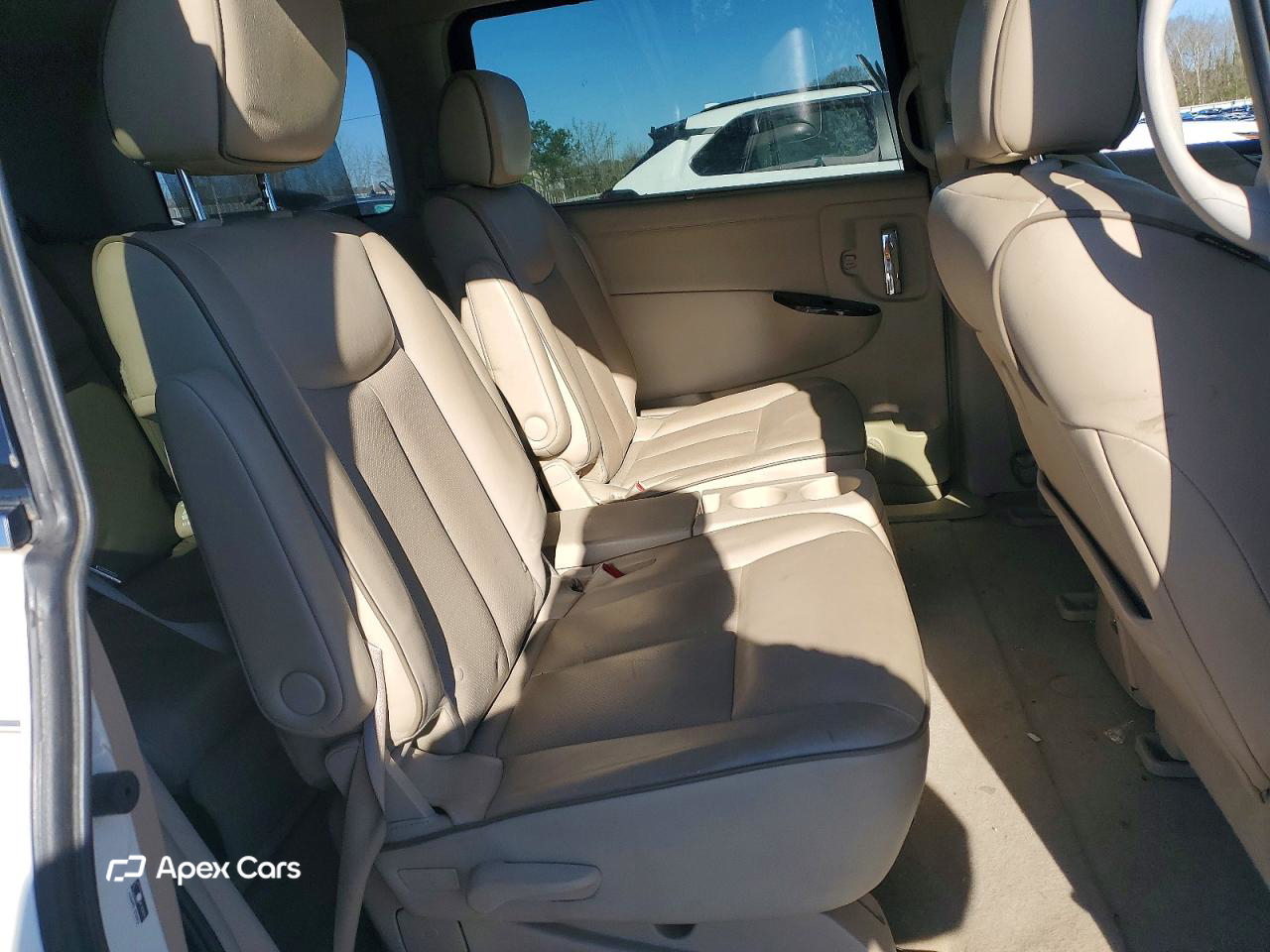 Nissan Quest 2012