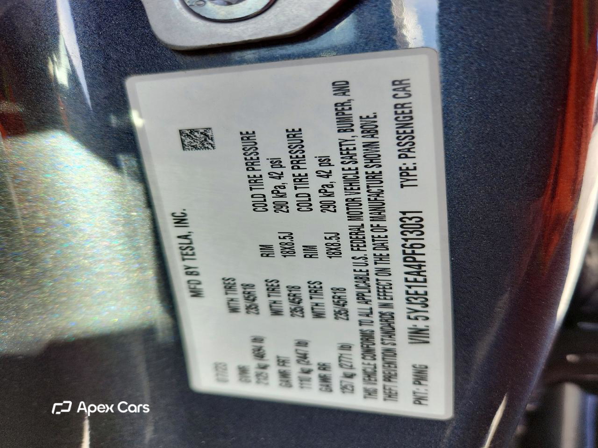 Tesla Model 3 2023