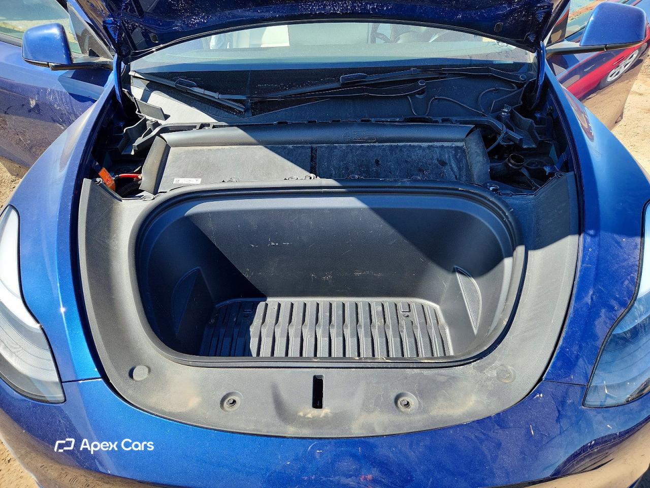 Tesla Model Y 2024