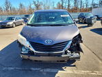 Toyota Sienna 2012