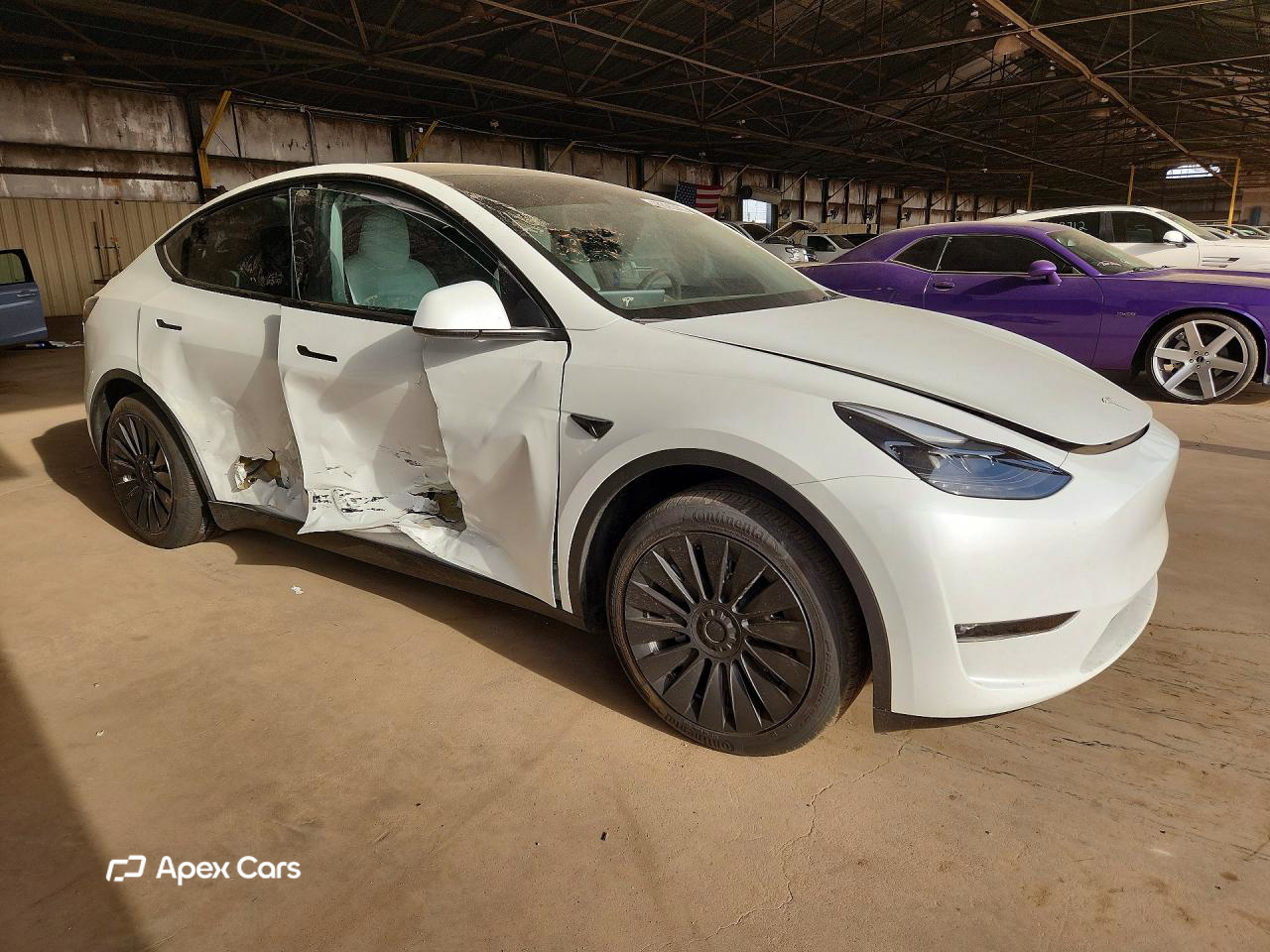Tesla Model Y 2024