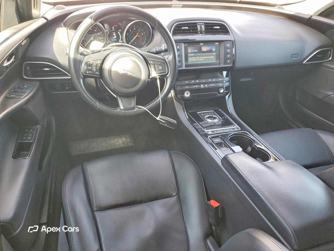 Jaguar XE 2017