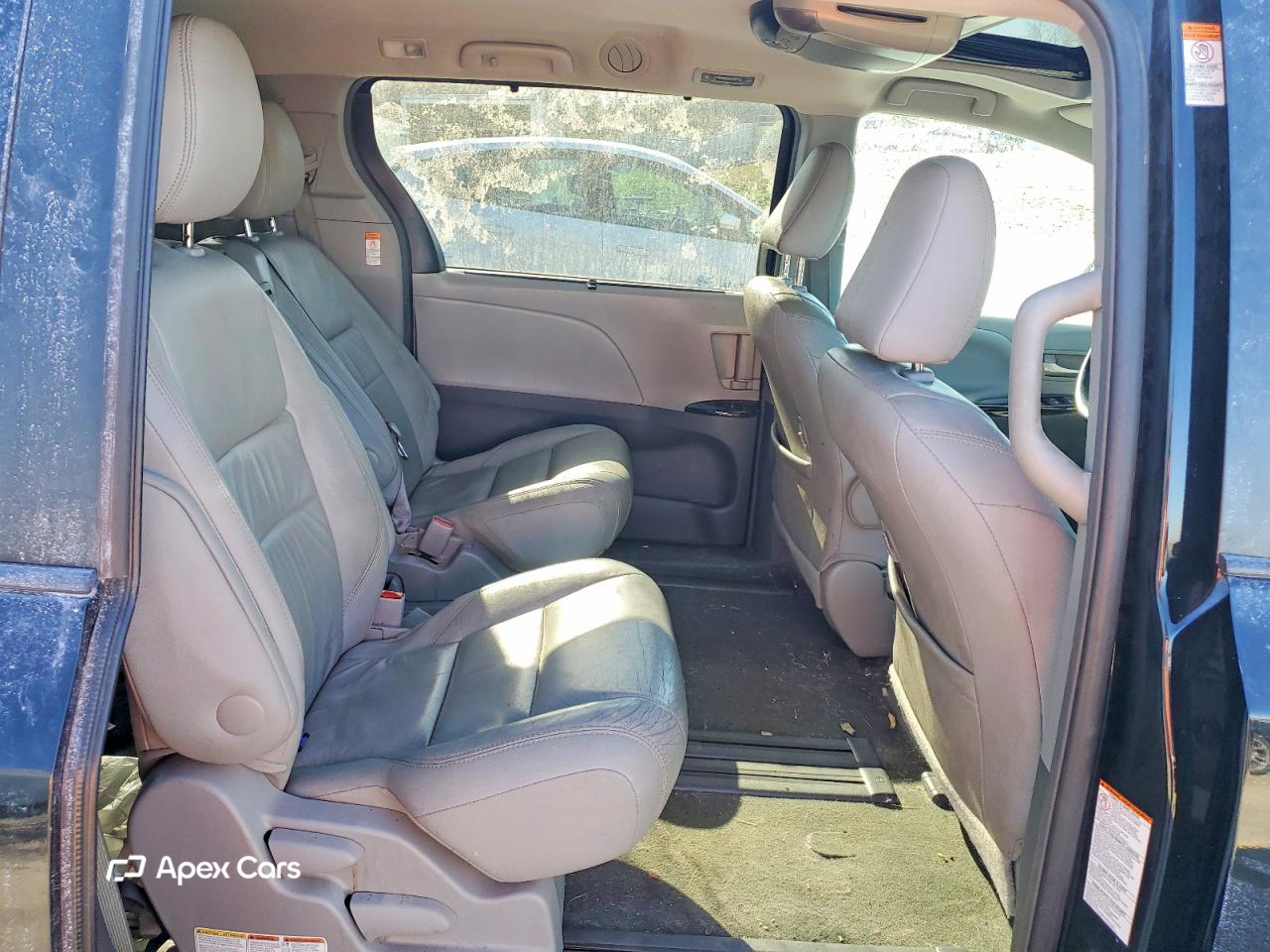 Toyota Sienna 2016