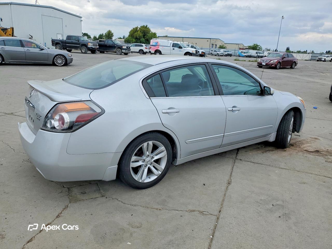 Nissan Altima 2011