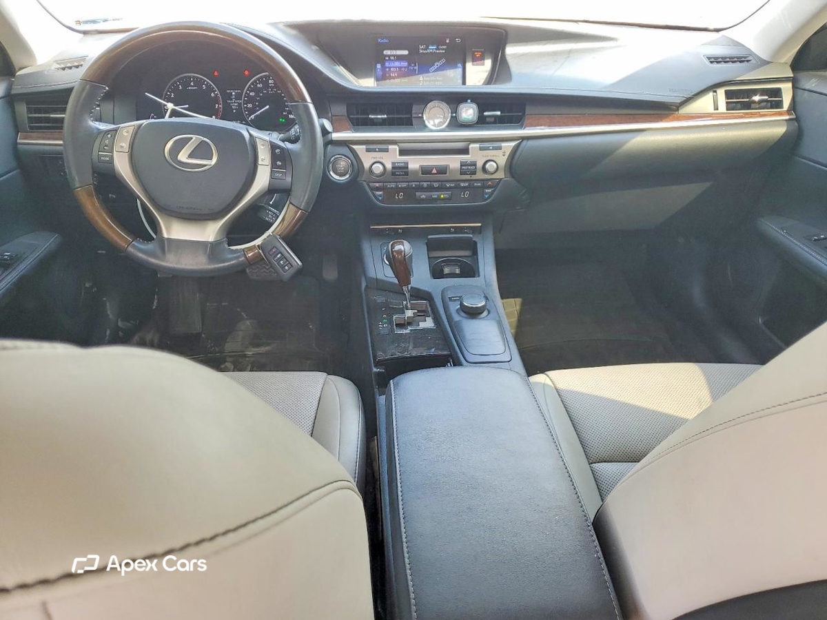 Lexus ES 2015