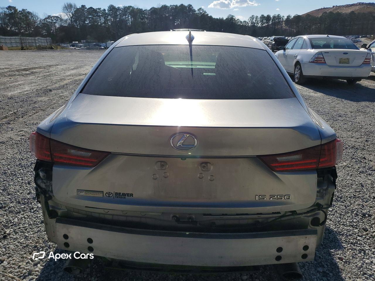 Lexus IS 2015