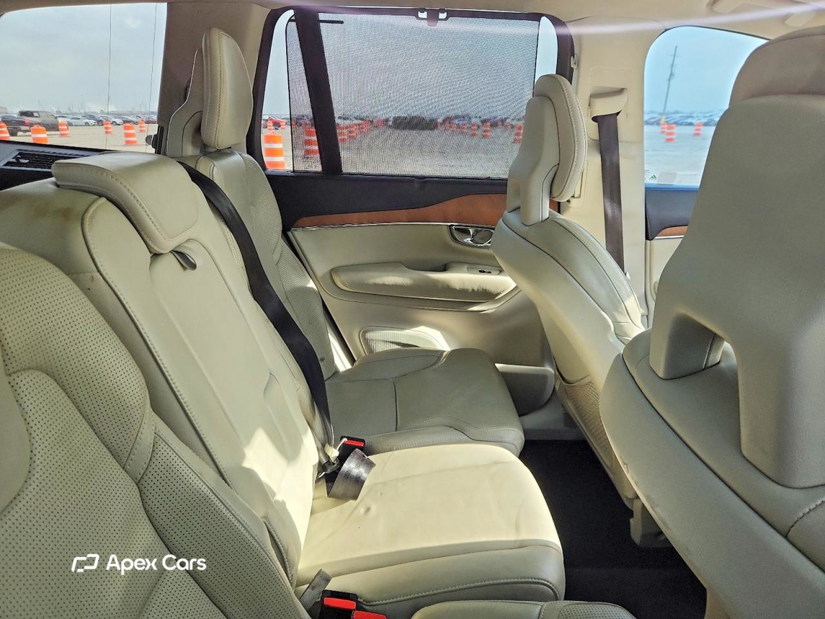 Volvo XC90 2016