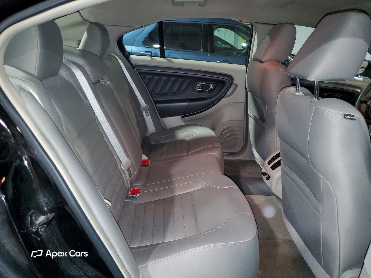 Ford Taurus 2012