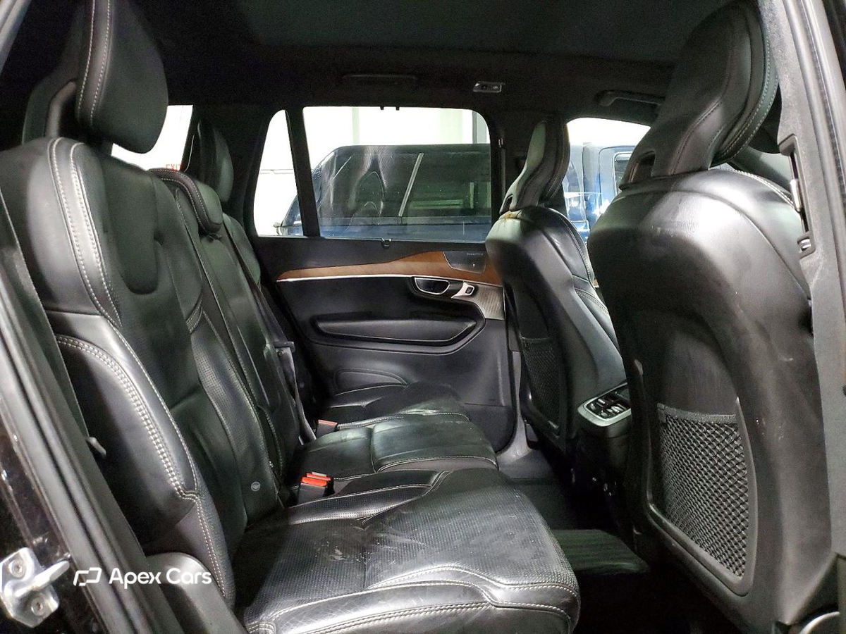 Volvo XC90 2019