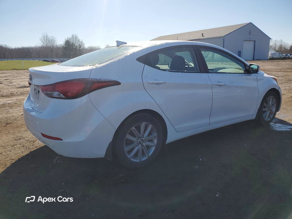 Hyundai Elantra 2016