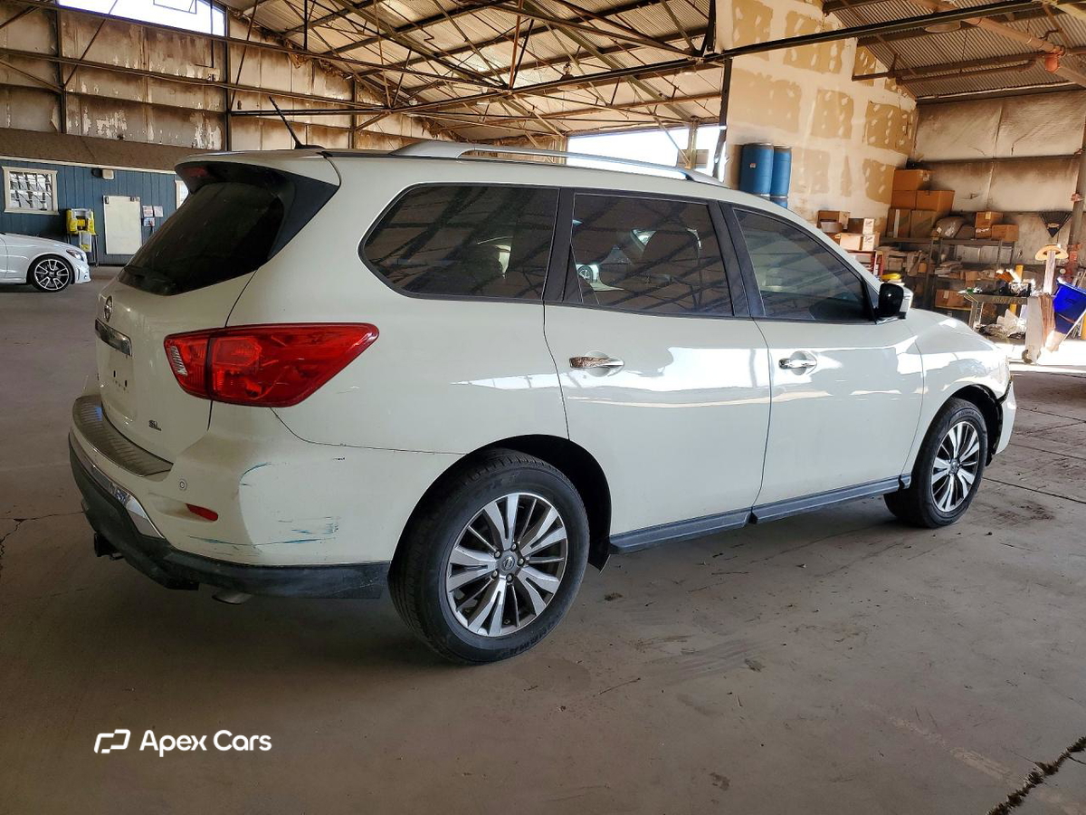 Nissan Pathfinder 2018