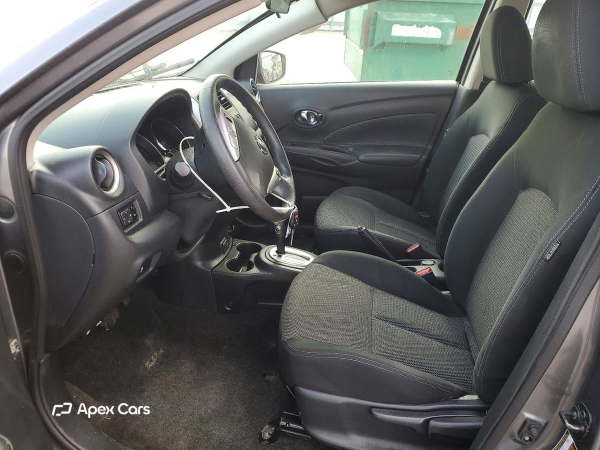 Nissan Versa 2019