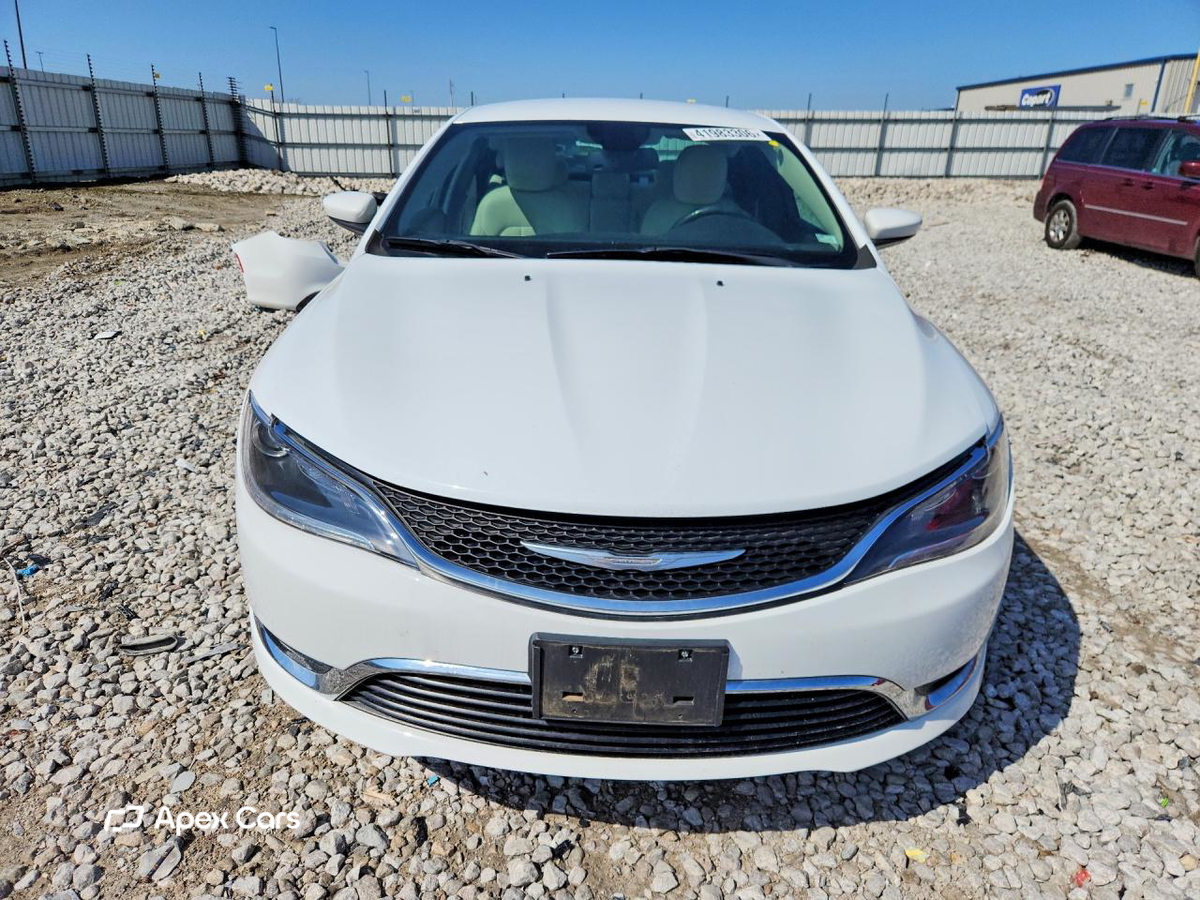 Chrysler 200 2015
