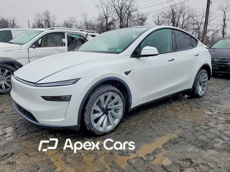 Tesla Model Y 2026 - Image 1 of 13