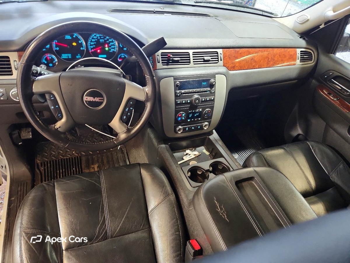 GMC Sierra 2011
