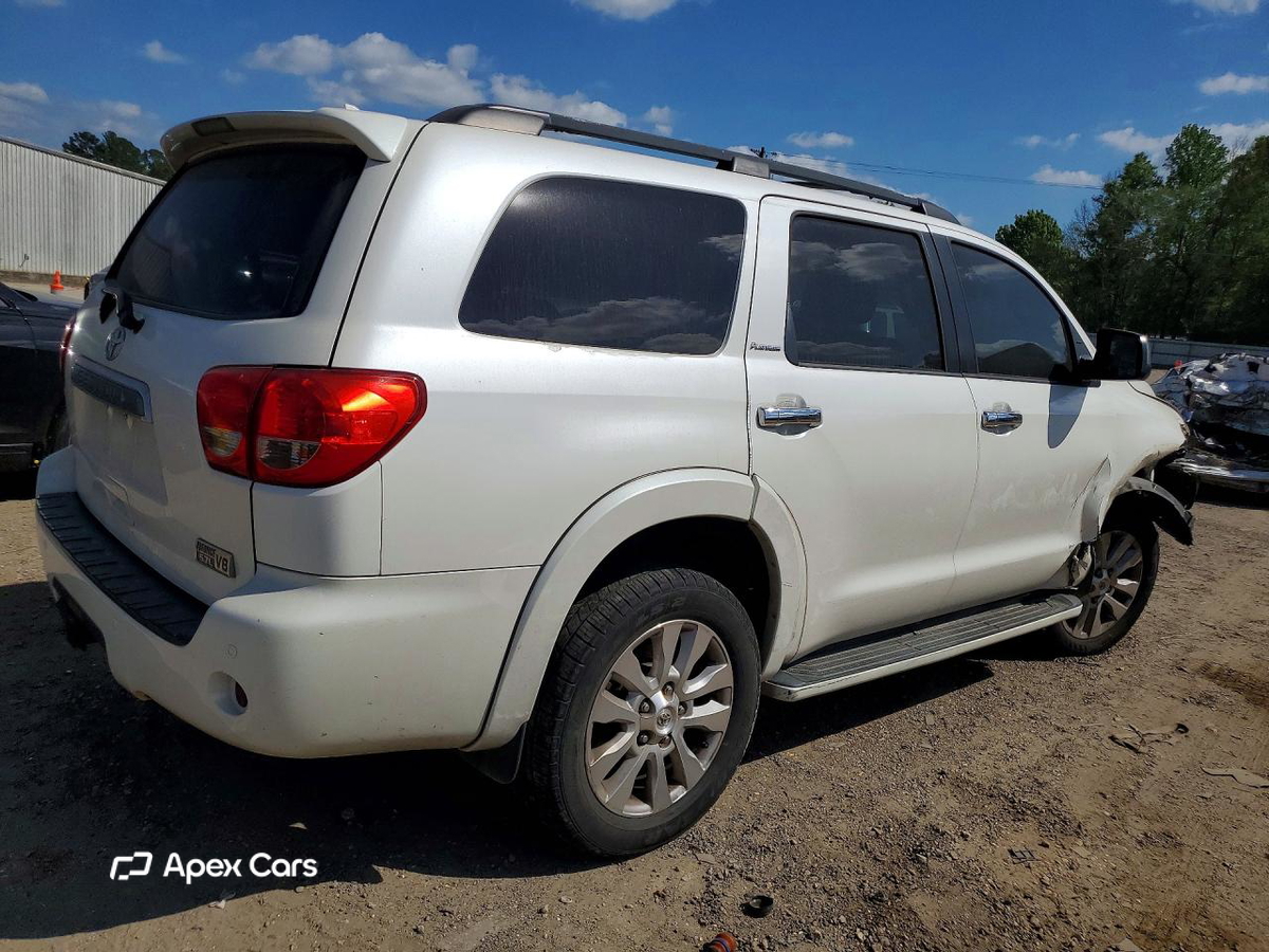 Toyota Sequoia 2015