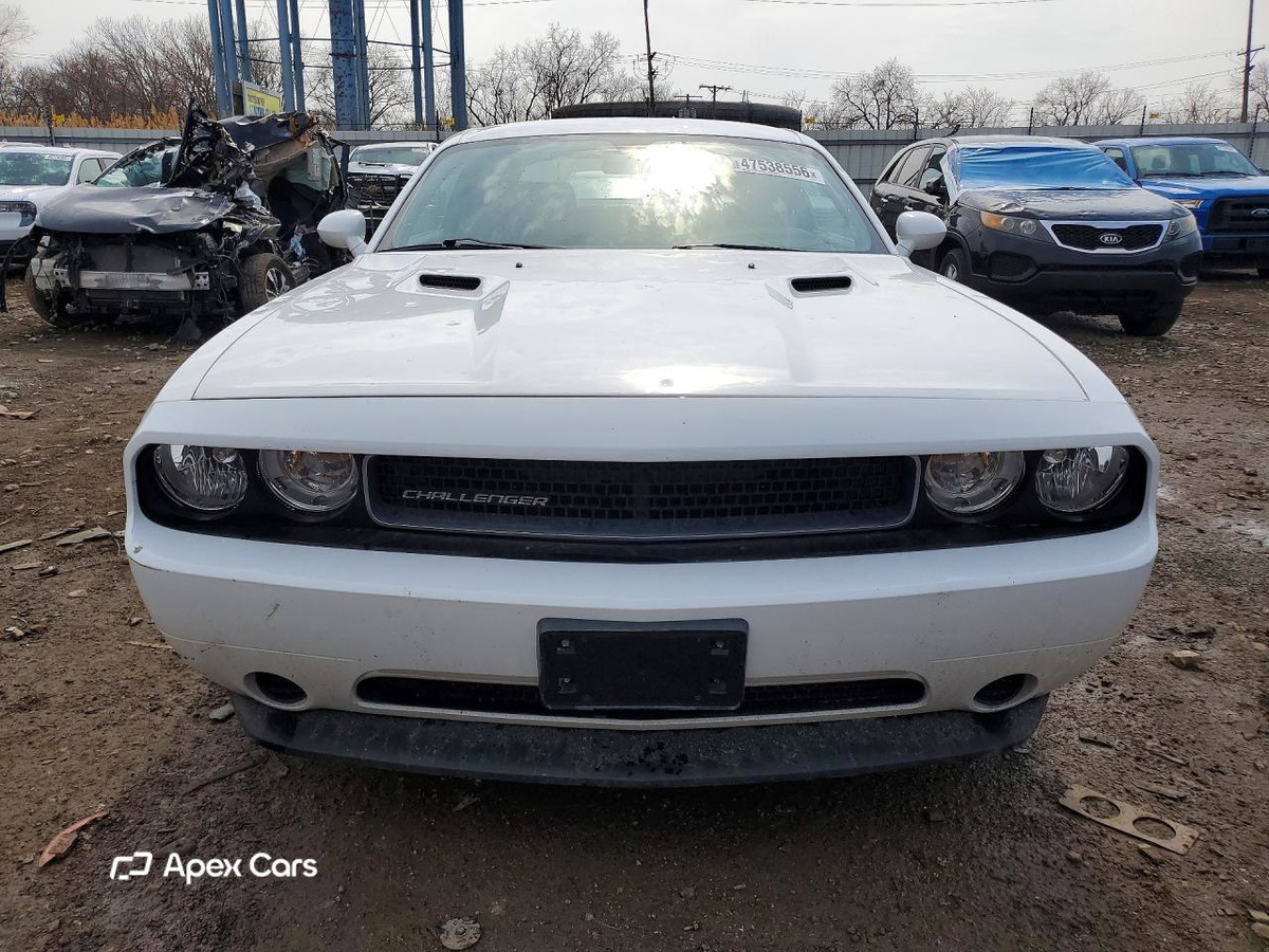Dodge Challenger 2011